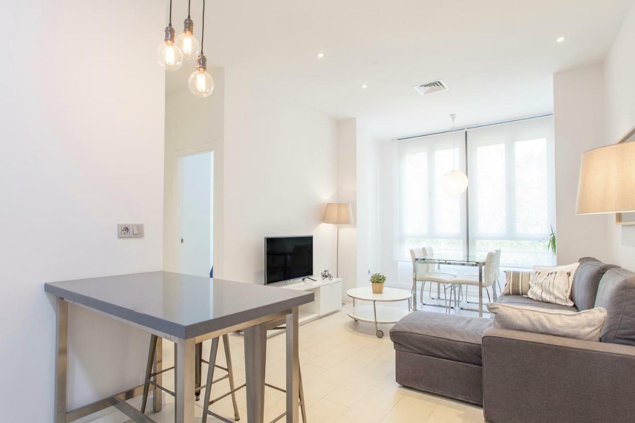 G&V Apartments Close To Center บาเลนเซีย ภายนอก รูปภาพ