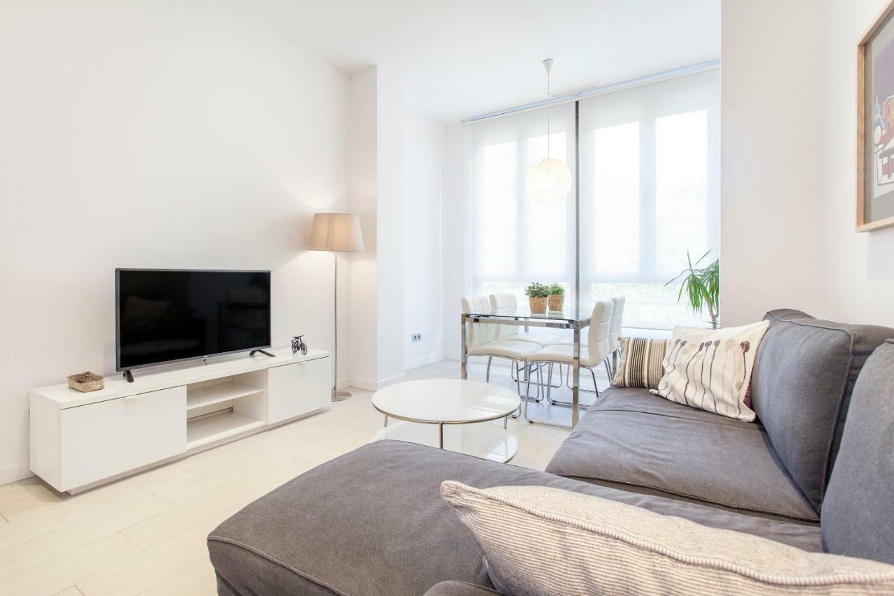 G&V Apartments Close To Center บาเลนเซีย ภายนอก รูปภาพ