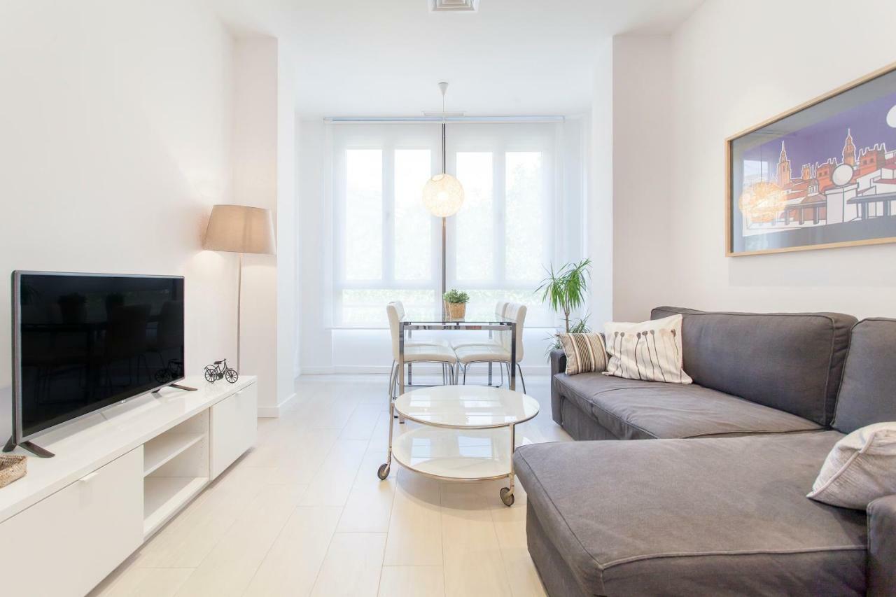 G&V Apartments Close To Center บาเลนเซีย ภายนอก รูปภาพ