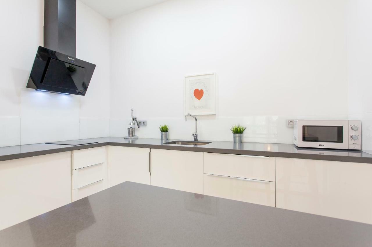G&V Apartments Close To Center บาเลนเซีย ภายนอก รูปภาพ